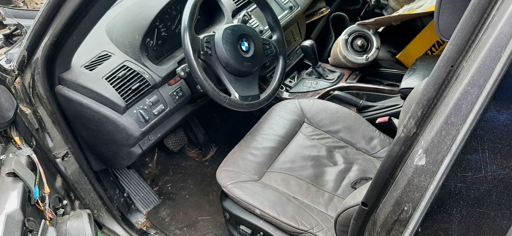 Deska rozdzielcza kokpit airbag pasy fotel radio części BMW X5 Lift