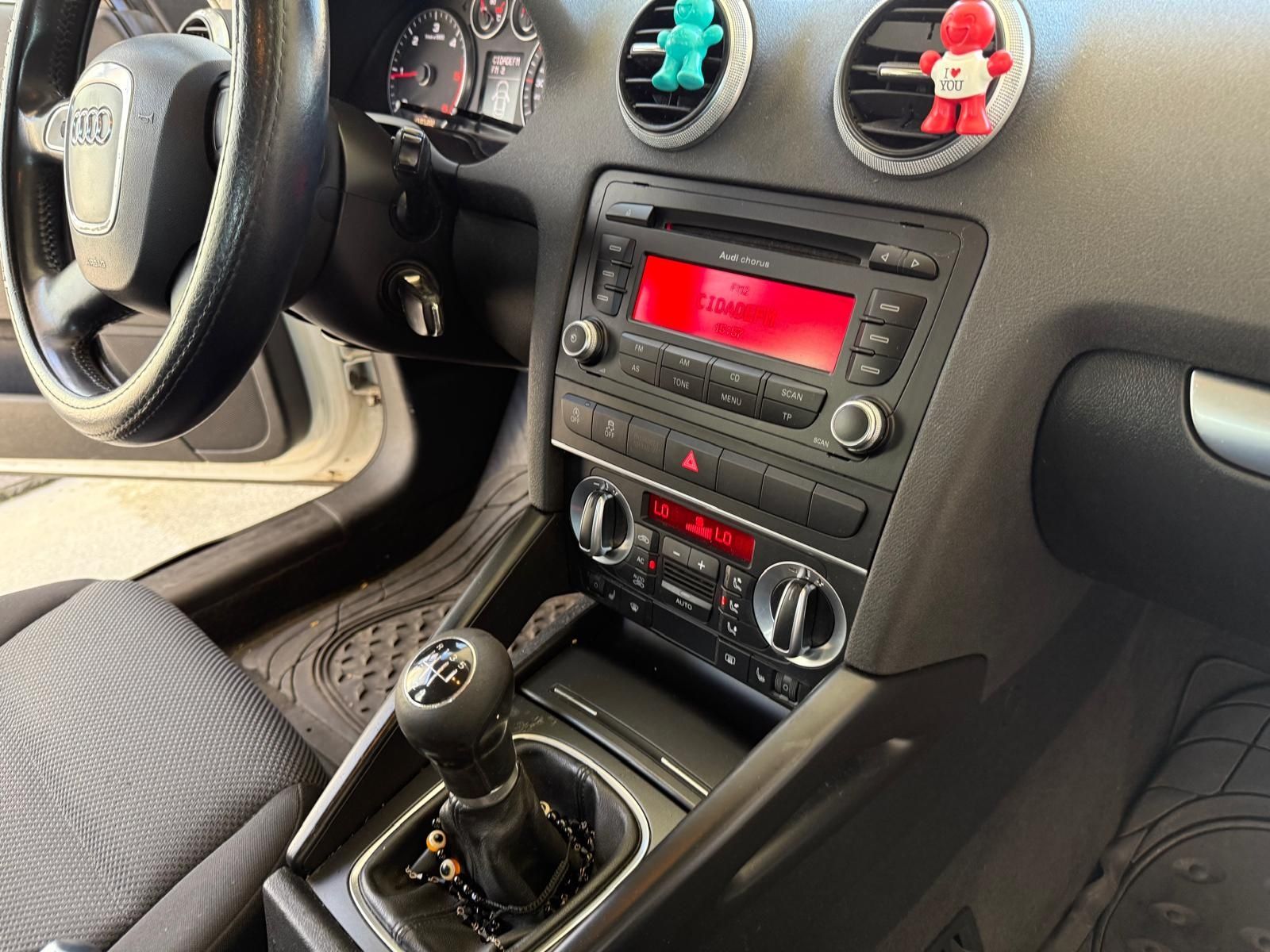 . Audi A3 1600 tdi 
201750 mil kilometros ano
Revisoes