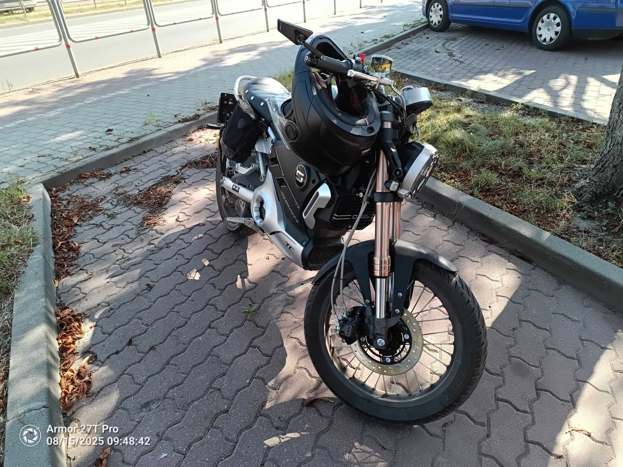 Motocykl elektryczny Super Soco TCMax 2022
