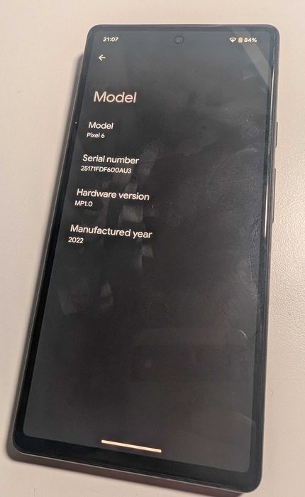 Google Pixel 6 | Android 16 | + etui Spigen.