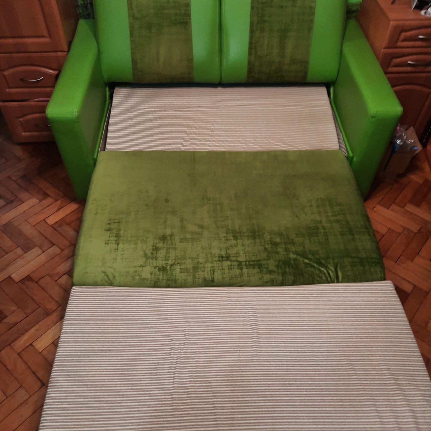 Sofa rozkładana dwuosobowa