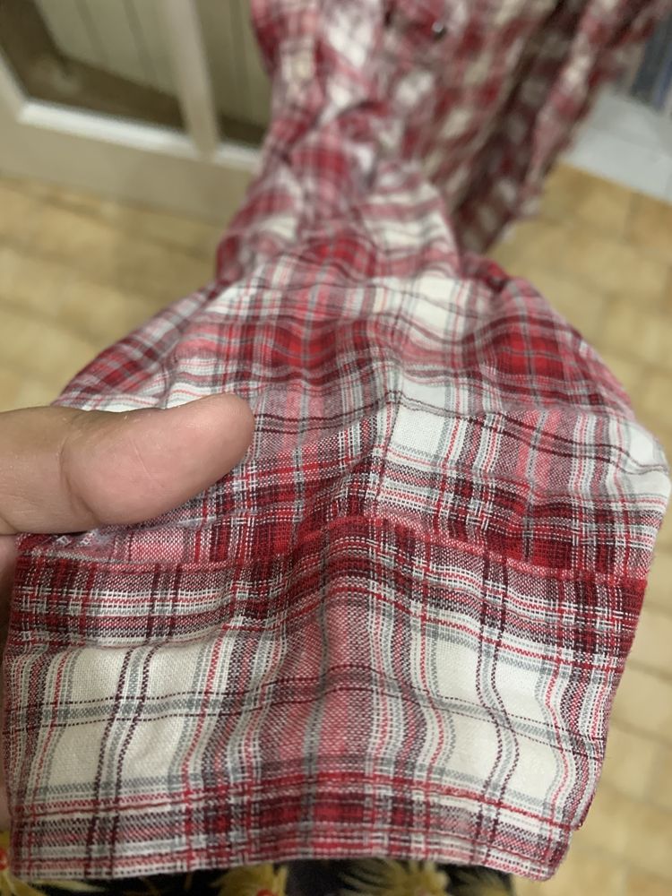 Camisa mulher “Yessica” tamanho 38 tipo xadrez vermelha/branca