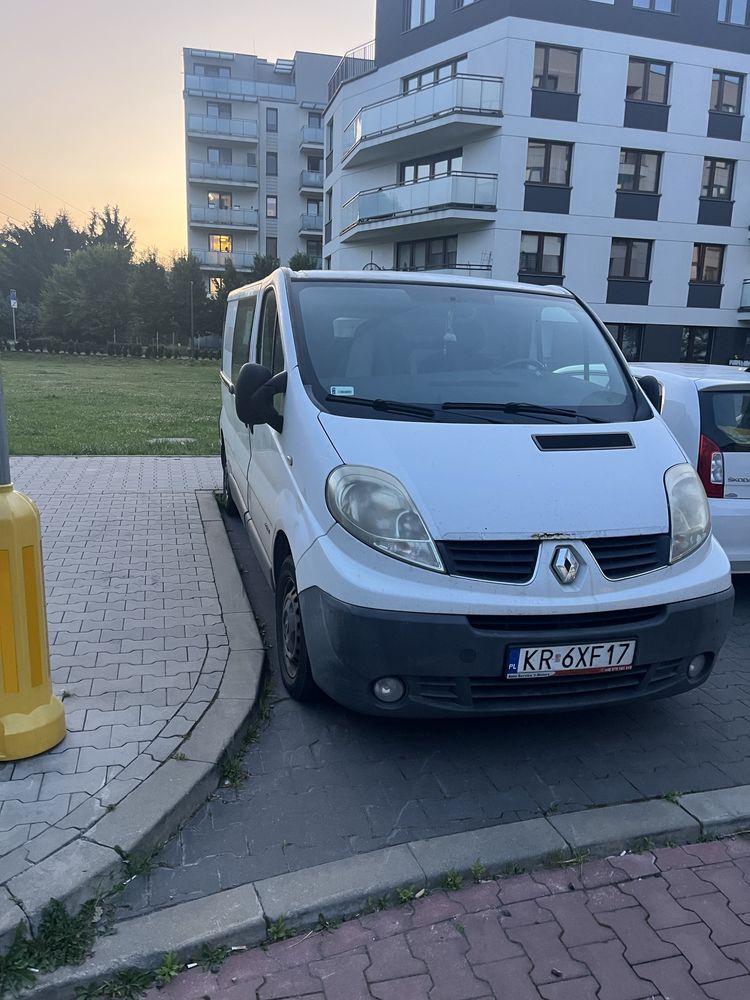 Renault trafic L2H1 2007r.