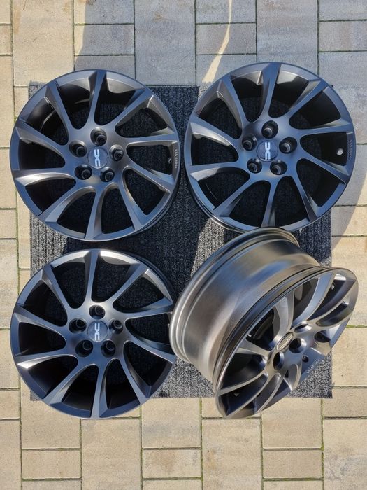 Dacia 17 " felgi aluminiowe 5x114,3 Duster Bigster Czarne