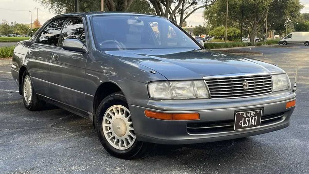 Передние тормозные диски Toyota Crown 43512 30220