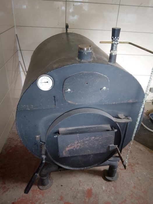 Твердопаливний котел