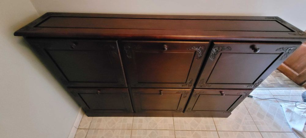 Drewniana szafka na buty stan bardzo dobry