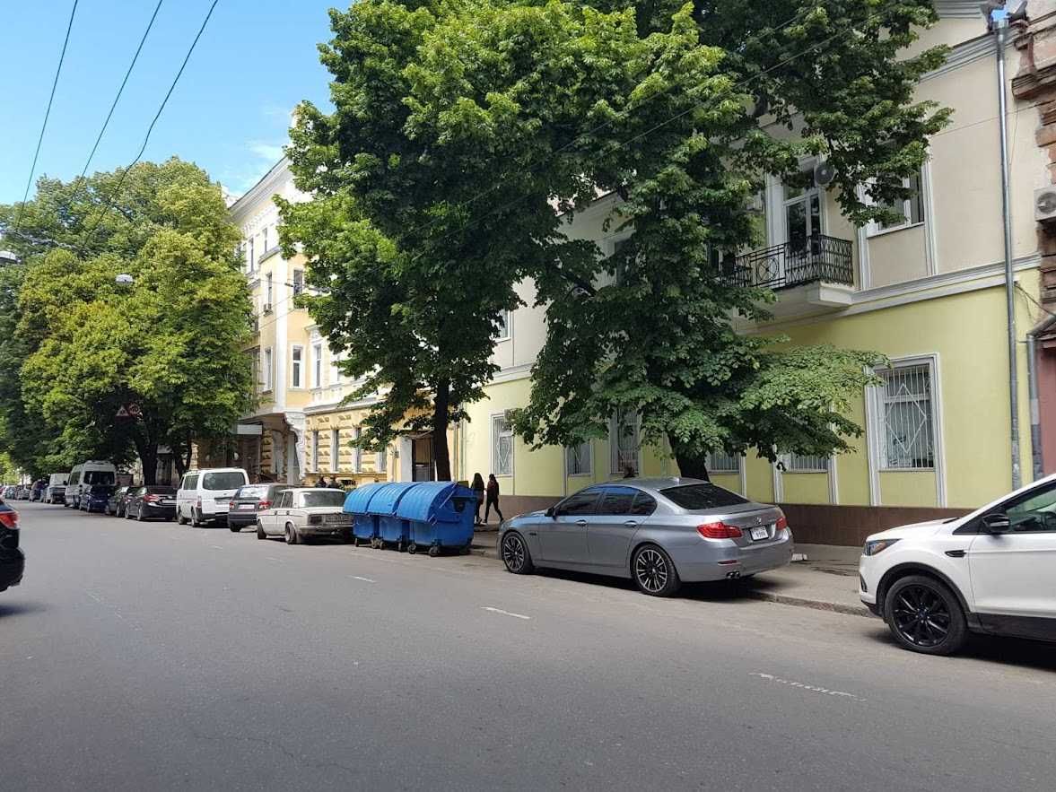 Офис безнал ул Садовая 200 кв м 6 кабинетов зал отдельный вход