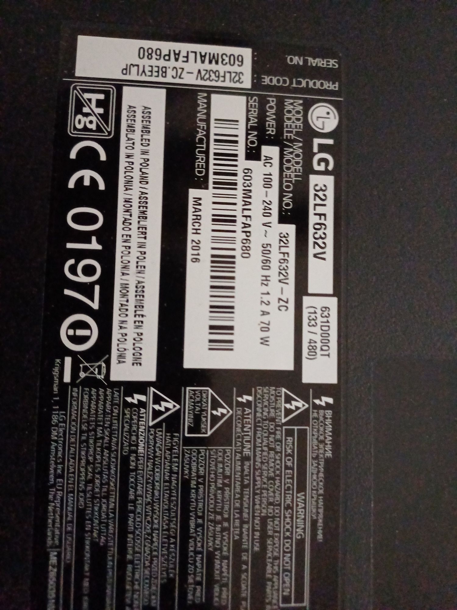 LG Smart 32LF632V. Uszkodzony. Problem z kolorami..