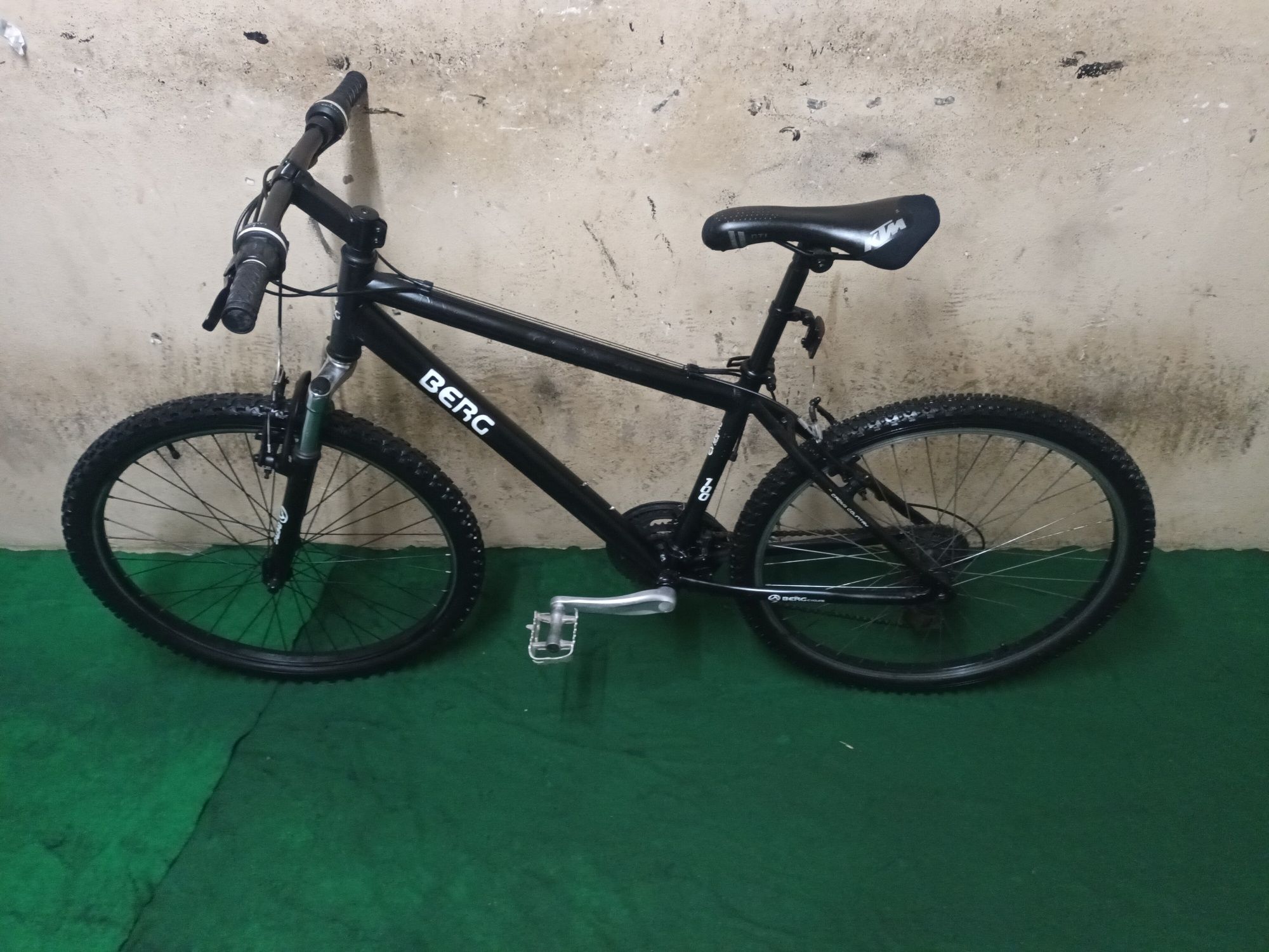 Bicicleta Berg Alumínio R26 Como Nova Barata