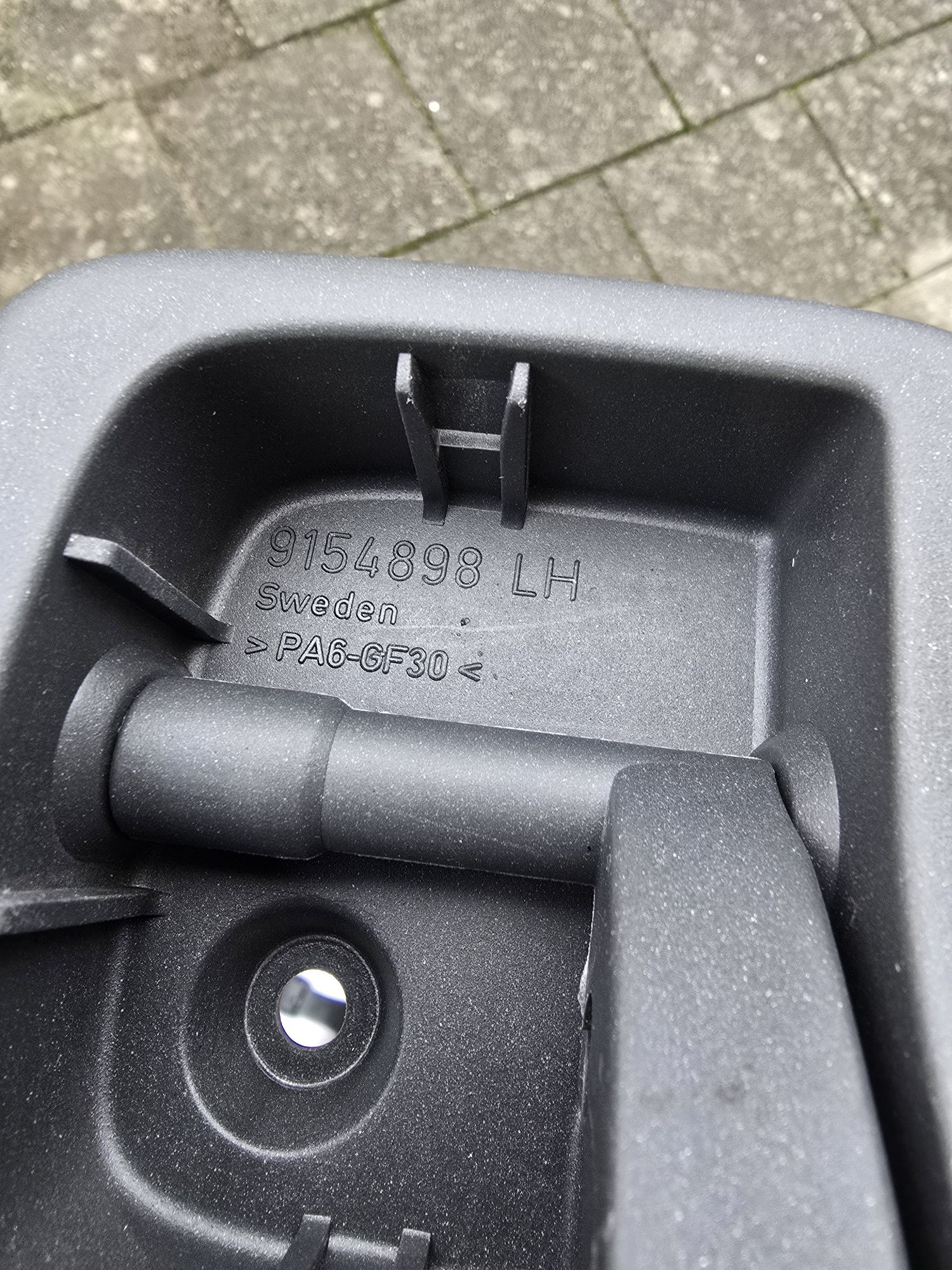klamka rączka otwierania maski przedniej volvo S80 99-05 NR 2