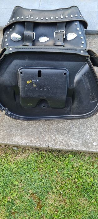 Кофри шкіряні для мотоцикла + кріплення