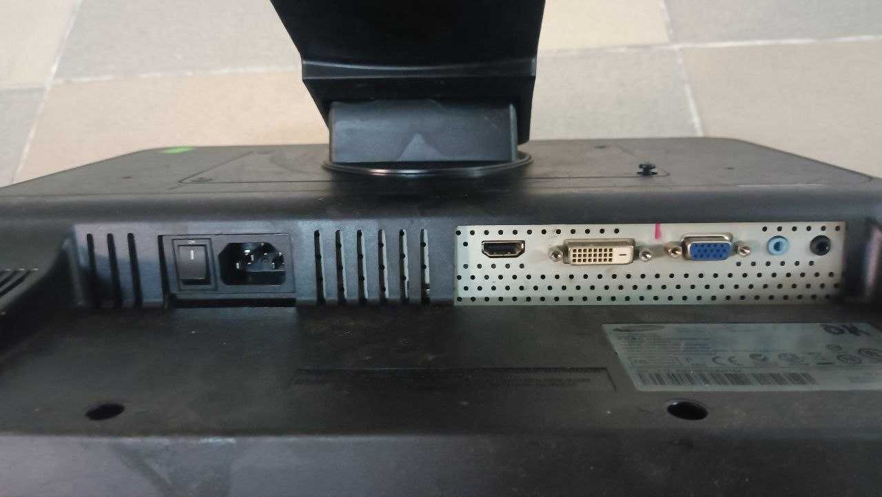 Монитор Samsung SyncMaster 2493HM  На запчасти