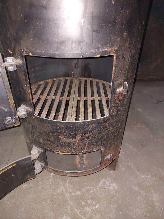 Піч пічка Буржуйка  металева з трубою