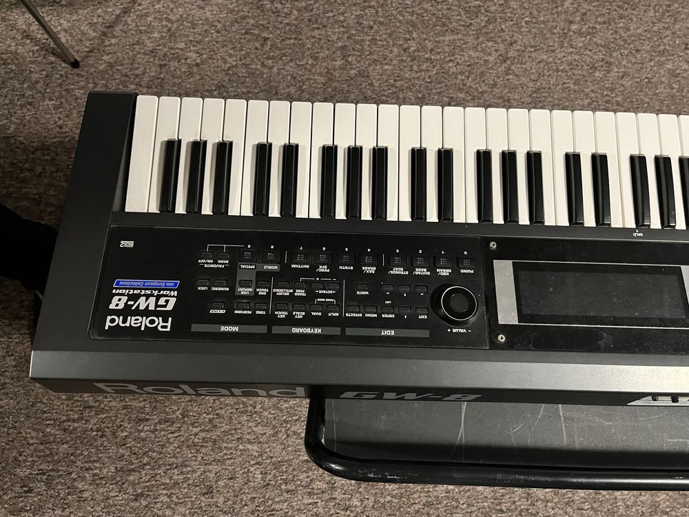 Roland GW-8 stacja robocza/keyboard