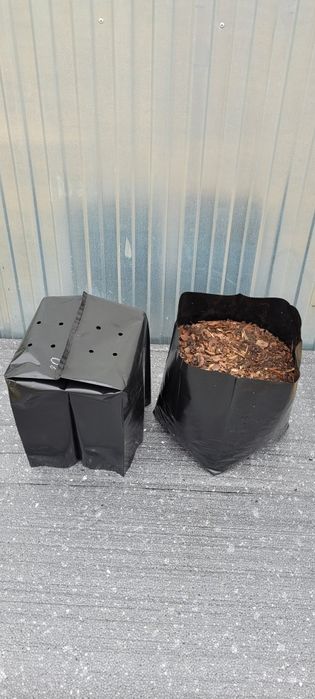 Doniczki 2L/100szt foliowe Produkcyjne PRODUCENT