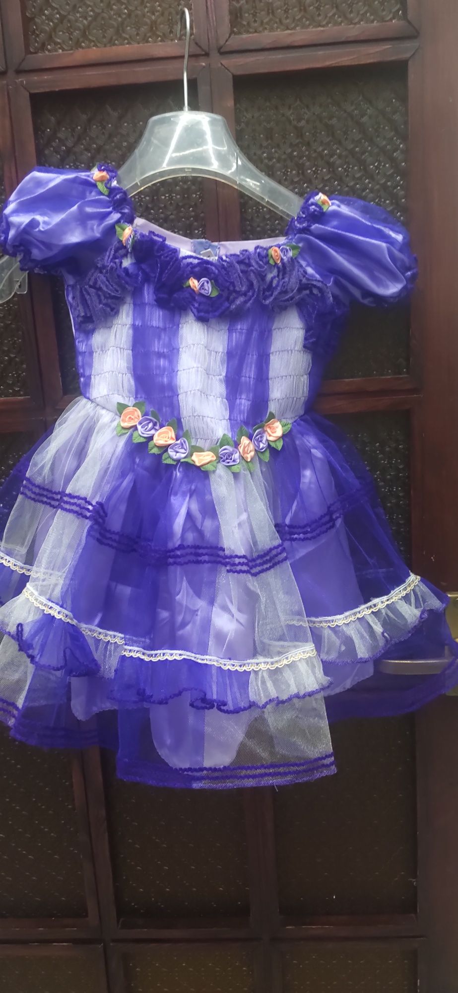 Sukienka karnawałowa dla dziewczynki