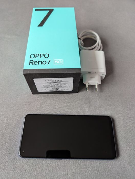 Oppo Reno7 5G 8/256GB - stan idealny, jak nowy.