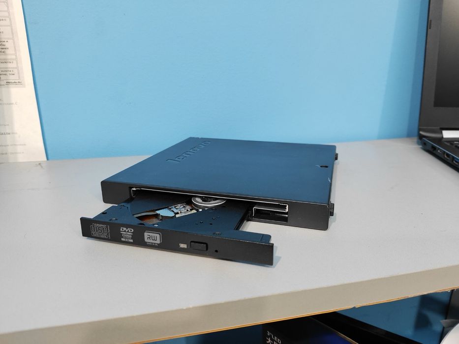 Зовнішній dvd привід