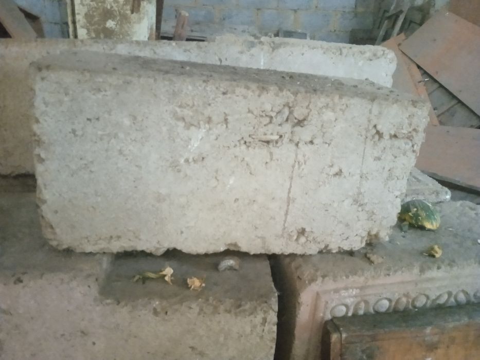 Продам шлакоблок 25*50