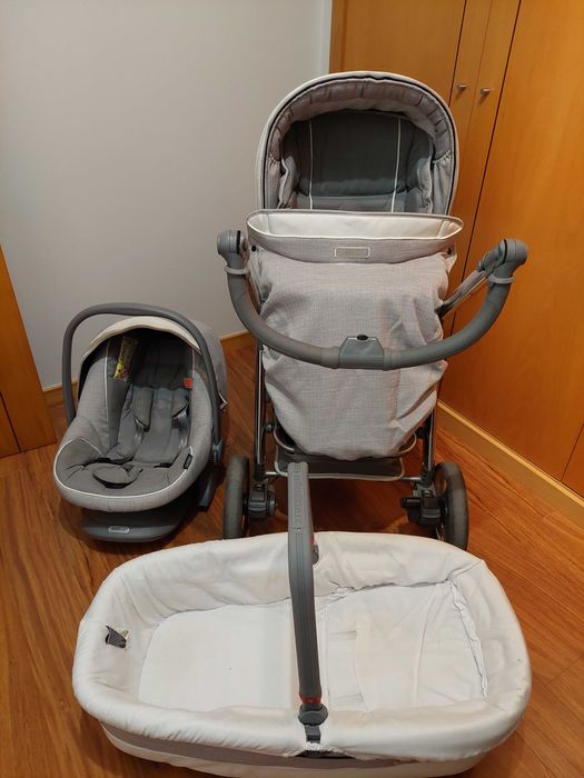 Carrinho cinzento Bebecar