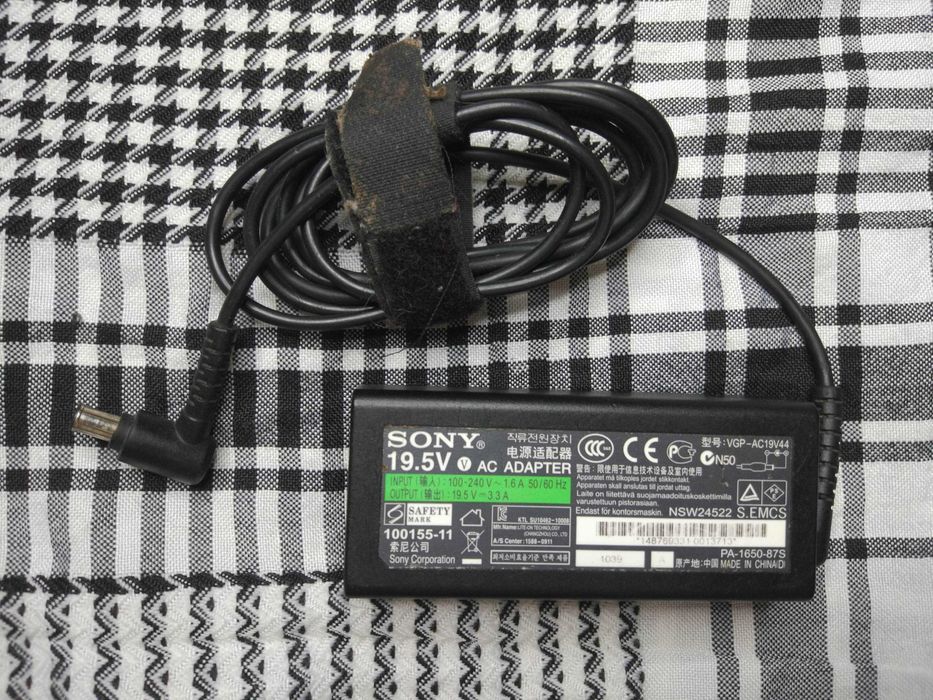 Блок живлення питания зарядное для ноутбука SONY 19.5V 3.3A