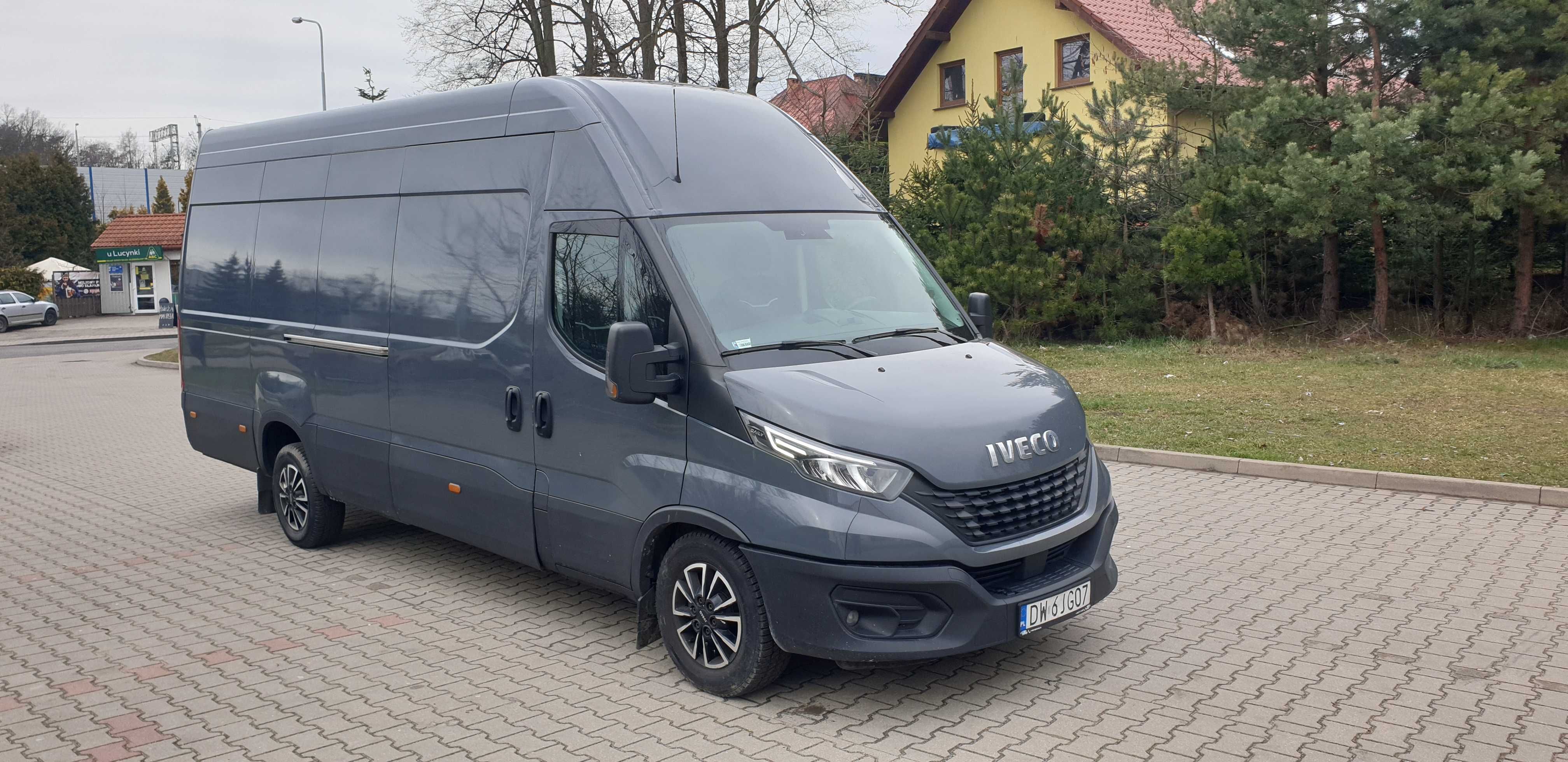 Wynajem Busów Dostawczych
