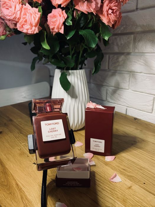 Жіночі парфуми Tom Ford Lost Cherry
