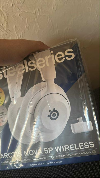 Steelseries arctis nova 5p