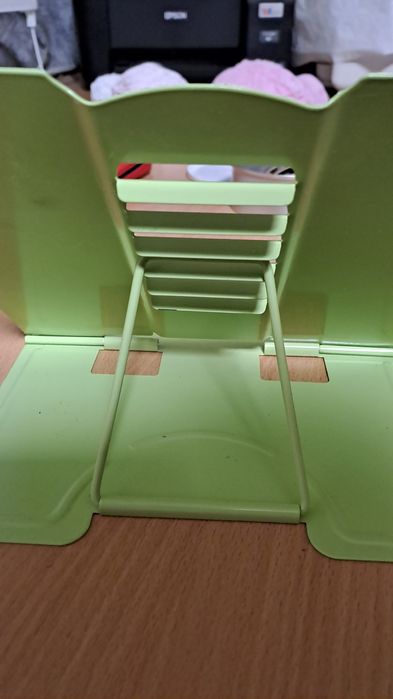 Підставка для книг Тачки металева