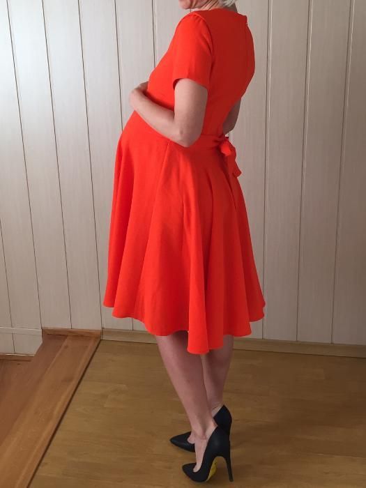 Sukienka ciążowa Asos Maternity XS/S pomarańczowa rozkloszowana