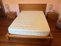 Cama de casal bom estado