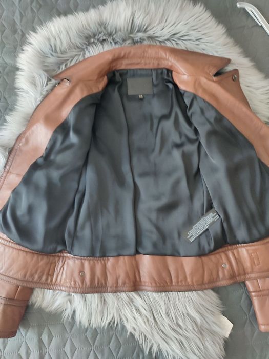 Шкіряна куртка Massimo Dutti XS