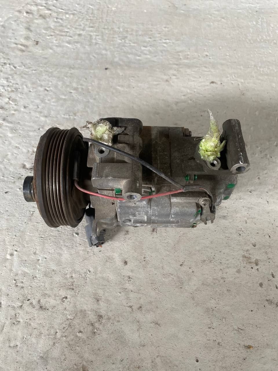Компресор кондиціонера Mazda 3 BK 2.0