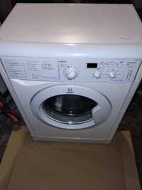 Продам пральну машину indesit iwsd 61051