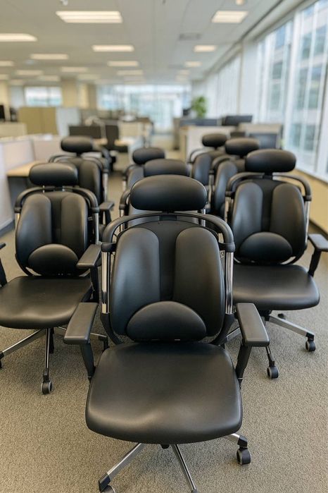 Офісні Меблі Крісло керівника Крісло стул Стіл шафа полички стеллаж