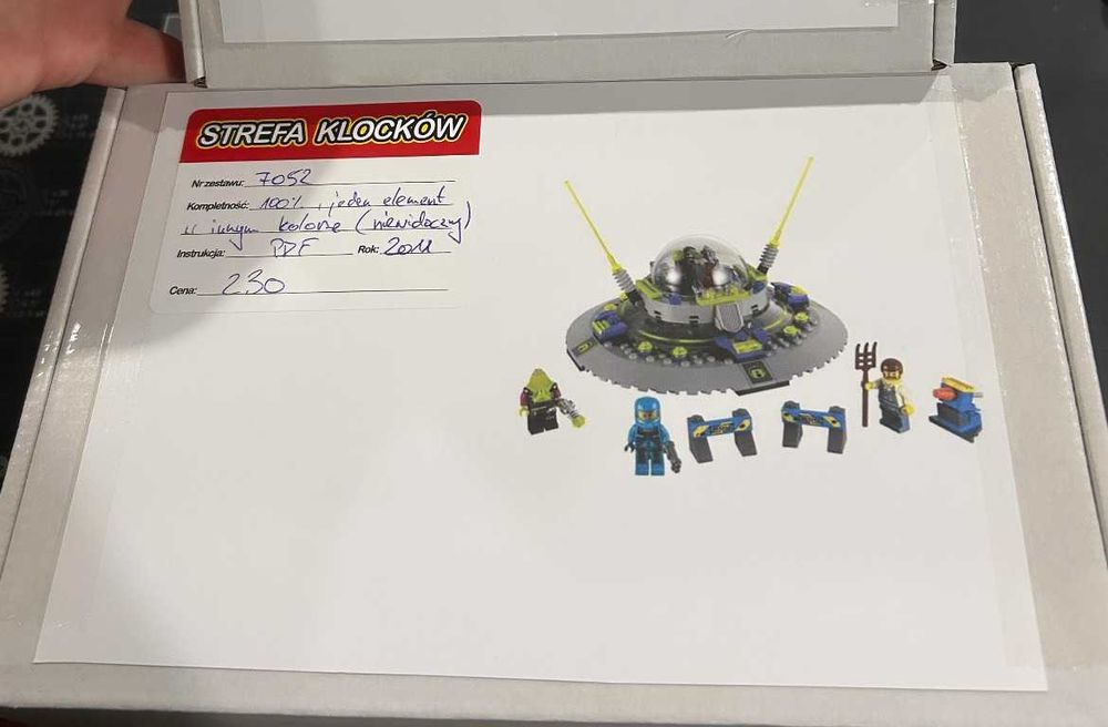 Lego Alien Conquest 7052 Uprowadzenie przez UFO / space