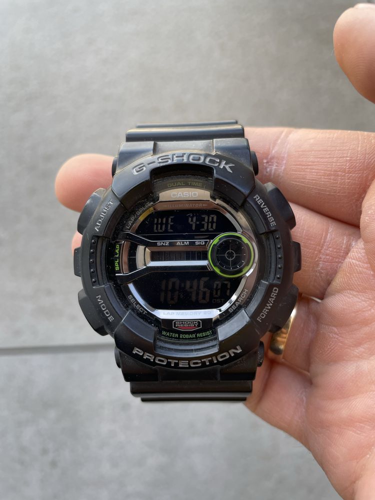 Zegarek Casio G-Shock GD-110 czarny