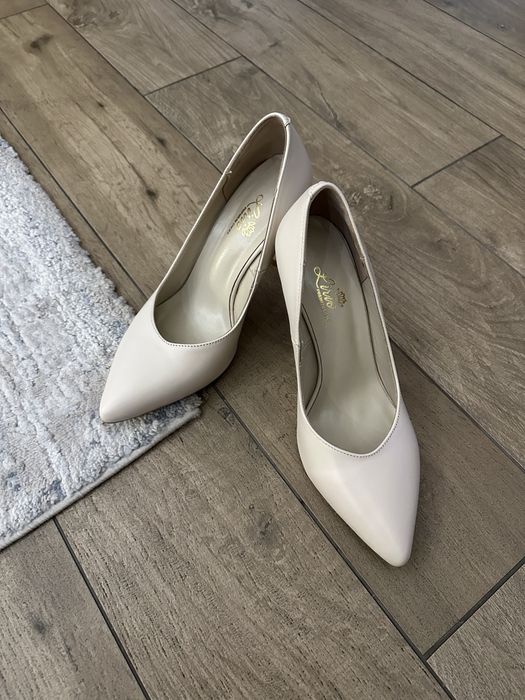 Туфлі шкіряні жіночі бежеві Туфлі для нареченої Туфли для невесты 38р