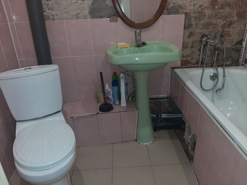 Продам 2 х комн квартиру