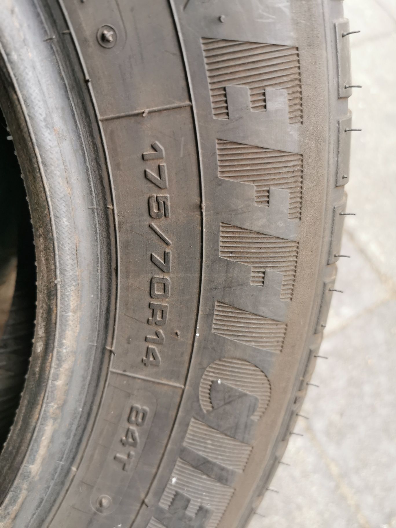 Летняя резина 175/70 R14 Goodyear Efficient