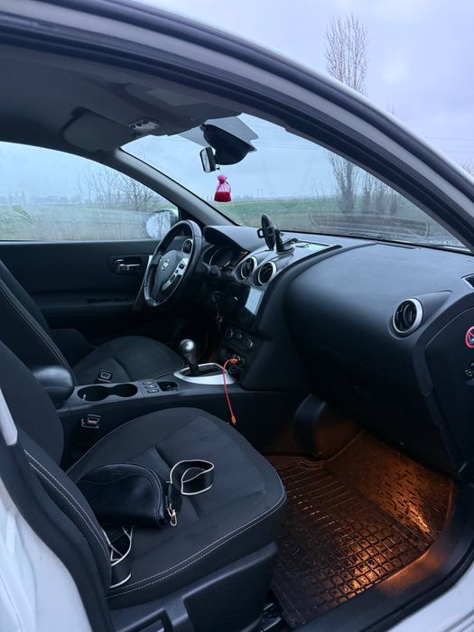 Продам,Nissan Qashqai 2013