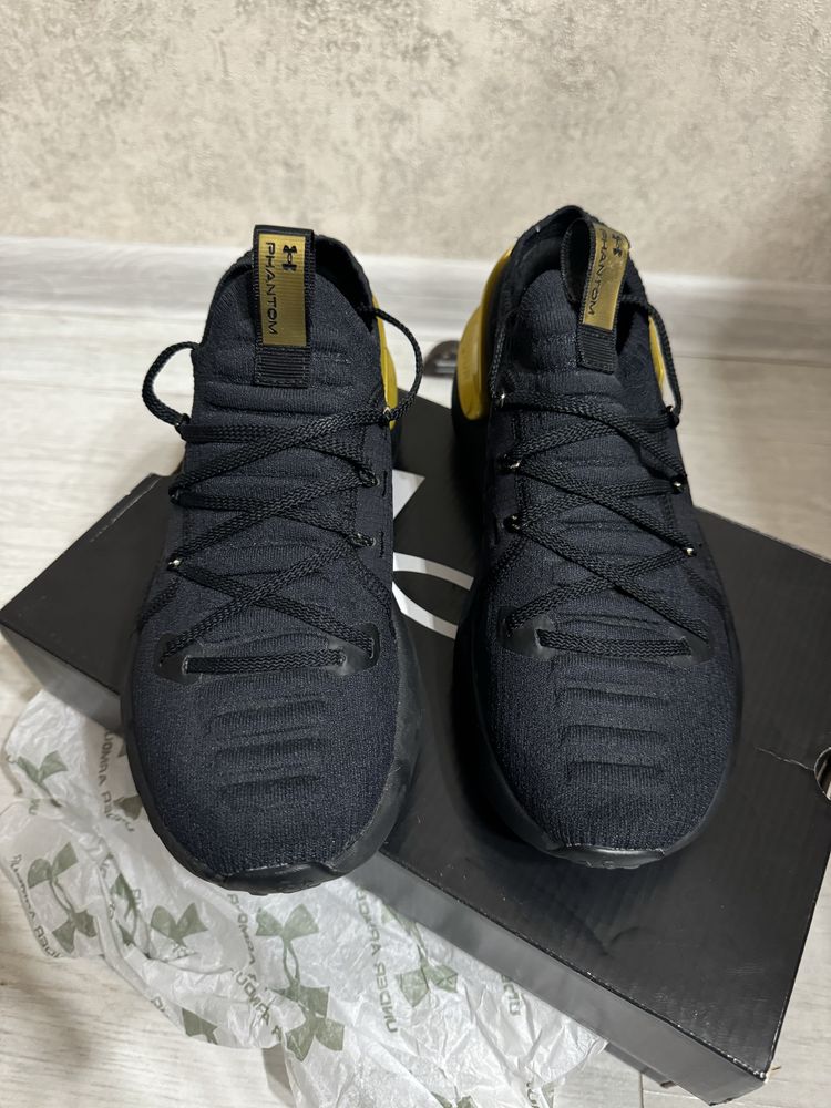 Оригинал кроссовки Under Armour HOVR Phantom 3 Metallic 39р 25см