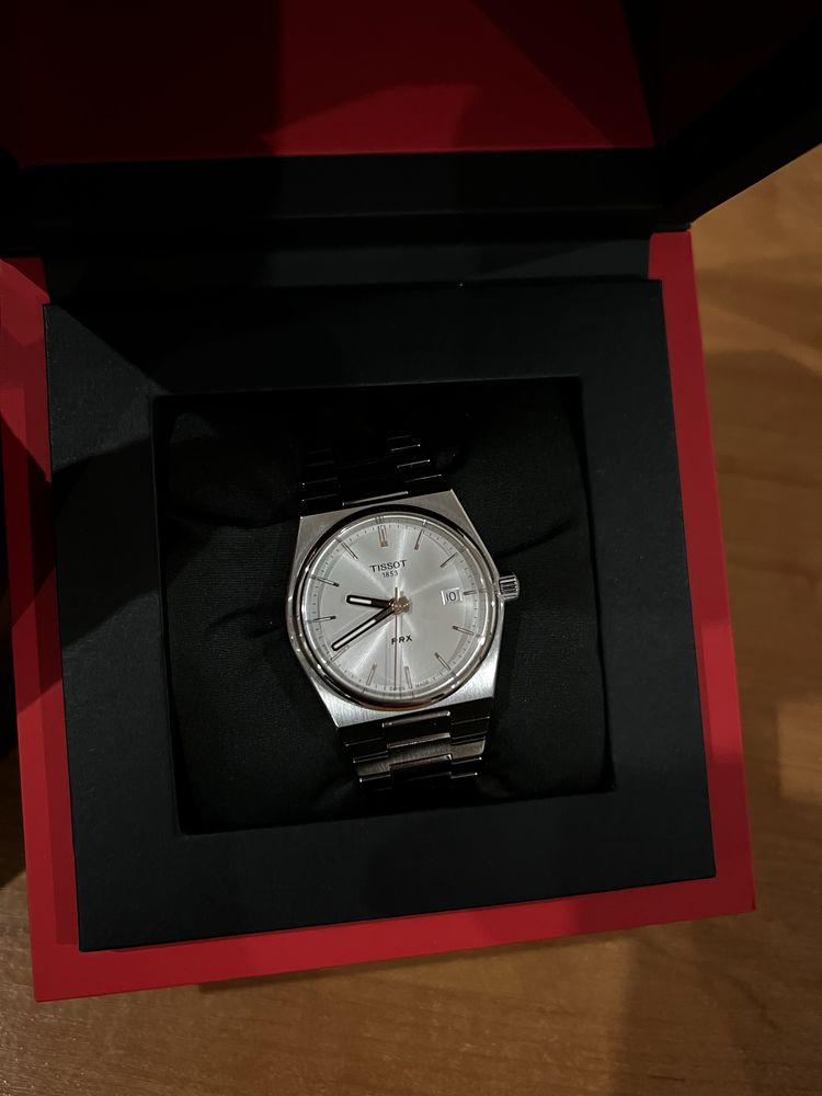 Годинник Tissot PRX 35 mm T137.210.11.031.00