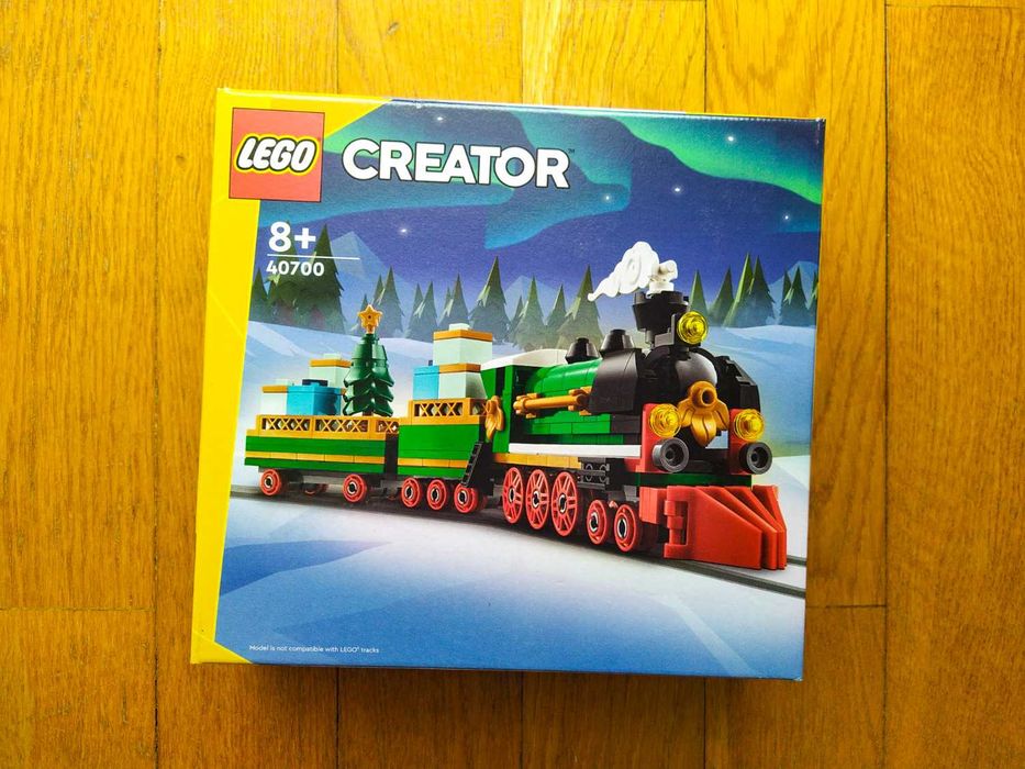 LEGO 40700 Creator Winter Holiday Train