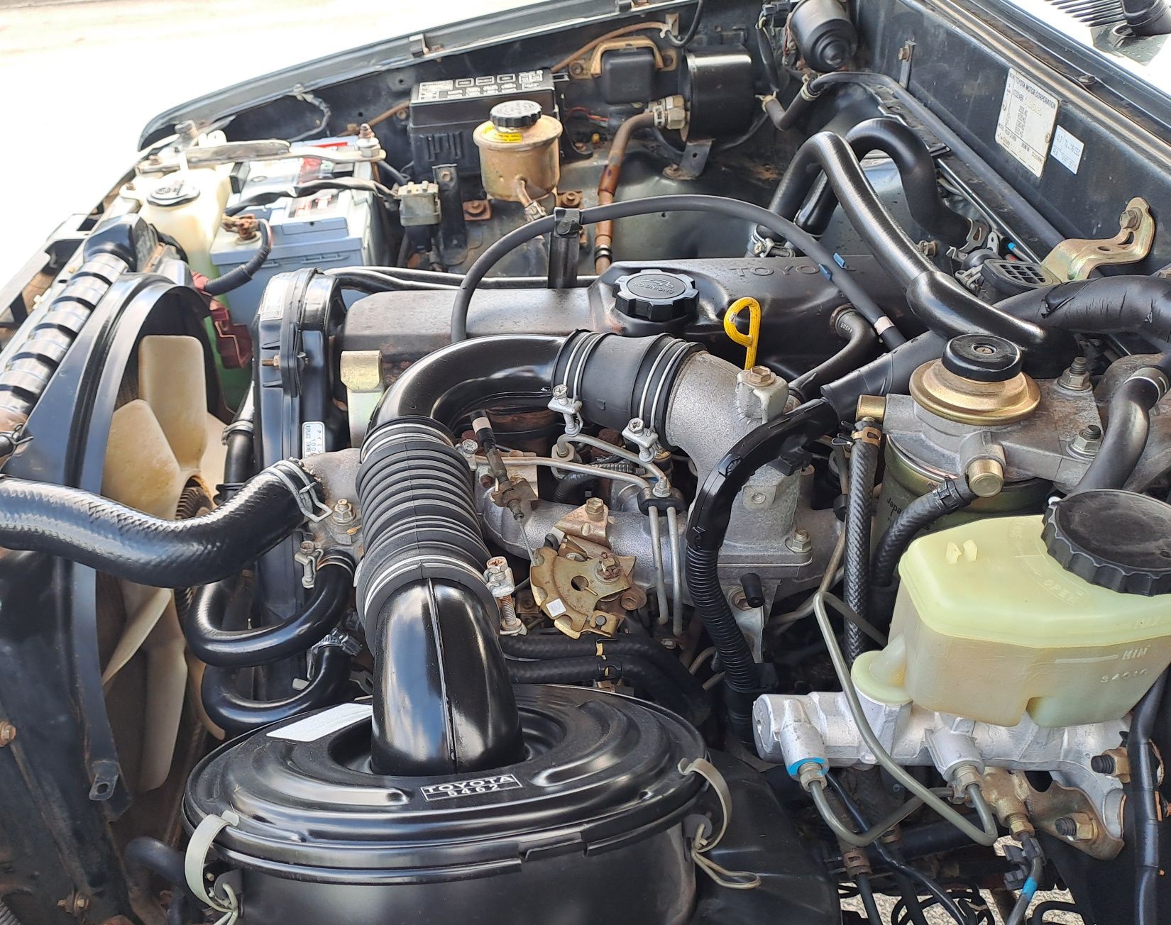 Toyota Hilux 4x4  2.4D