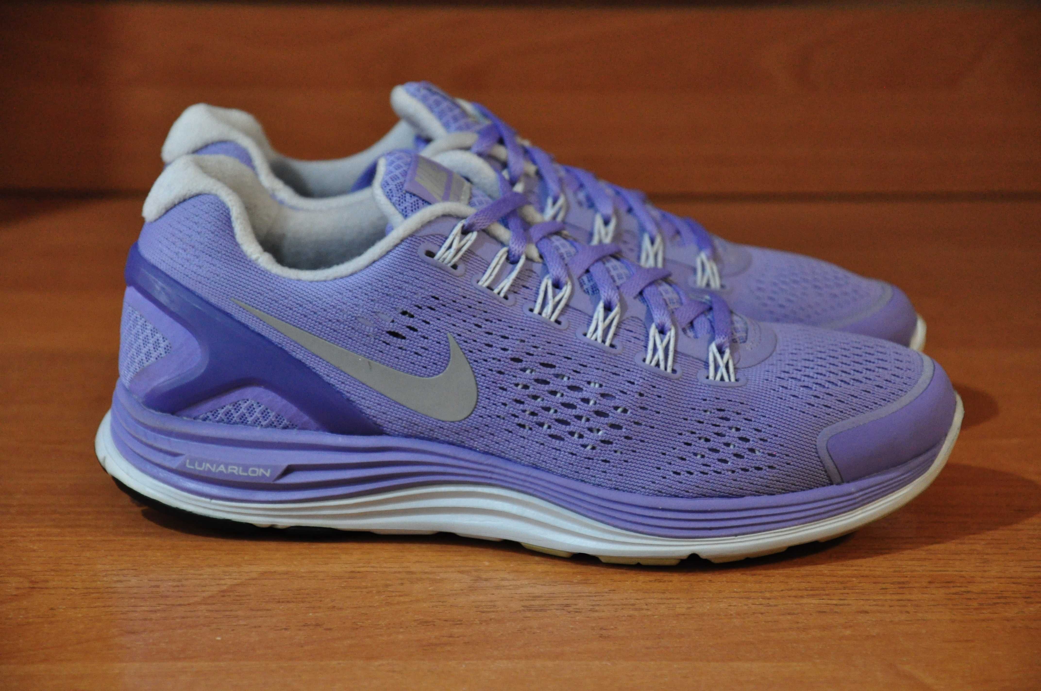 Кроссовки Nike Lunarglide+ 4 Running React tn sb dunk 39 \ 25 см