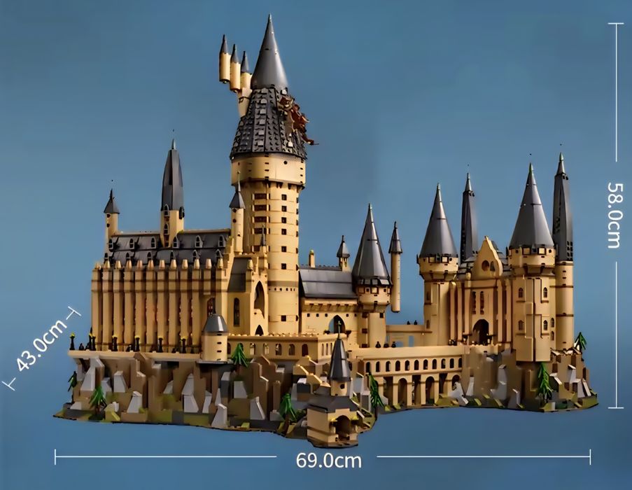 Конструктор Гарри Поттер Замок Хогвардс (71043), 6020 деталей