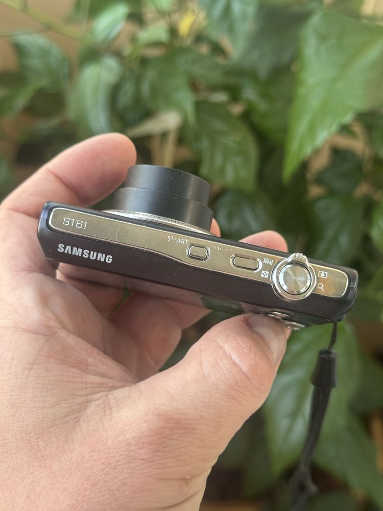 Цифровой фотоаппарат Samsung ST61