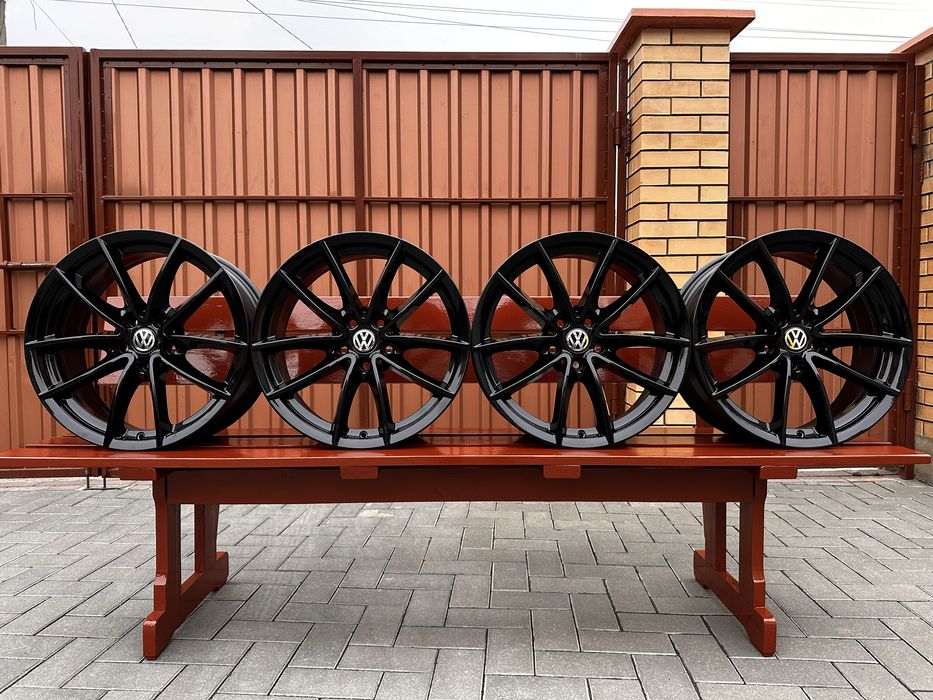 Диски R17 5.112 ET27 7.5J ауді фольксваген гольф пассат б6 б7 8 тигуан